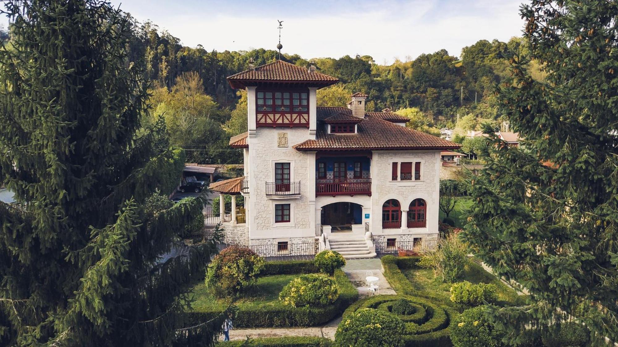 Hotel Palacete Real Villamayor  Exteriör bild